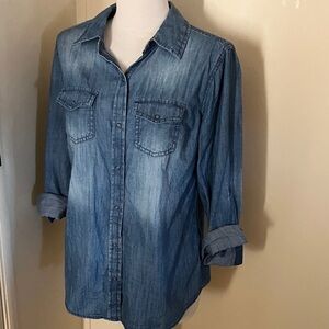 Arizona Jean Company Blue Button Down Shirt Medium